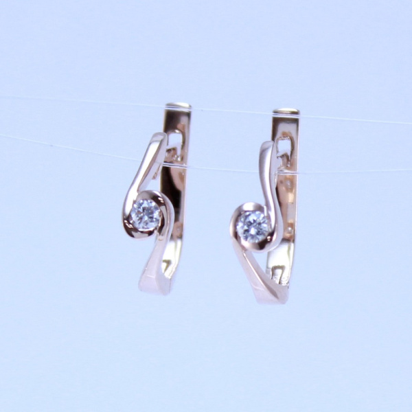 Серьги из красного золота с бриллиантами